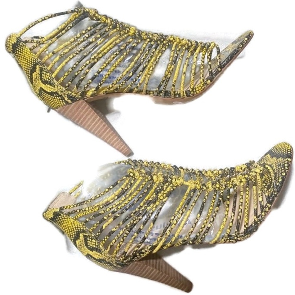 NWOT VINCE CAMUTO ALSANDRA CAGED YELLOW BLACK STRAPPY SANDALS SHOES SIZE 8.5M